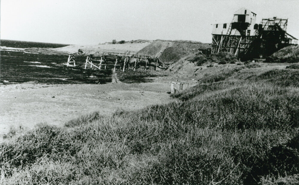Bass Point jetty and abandoned blue metal works