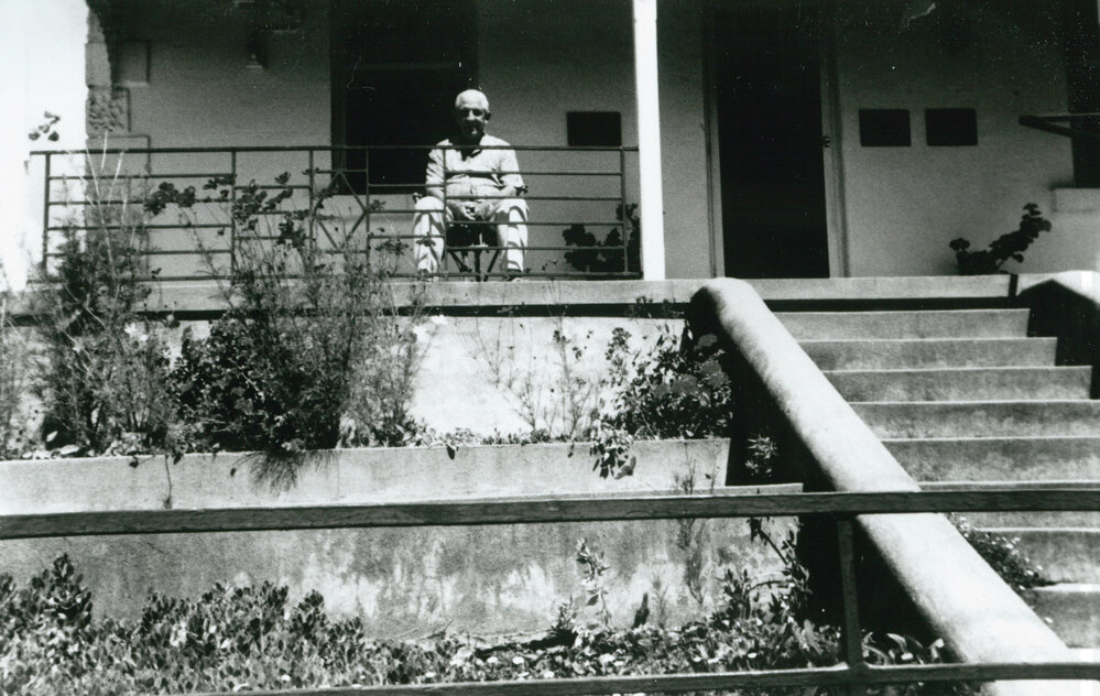 Keith Hockey on the veranda of Ben Chifley's home