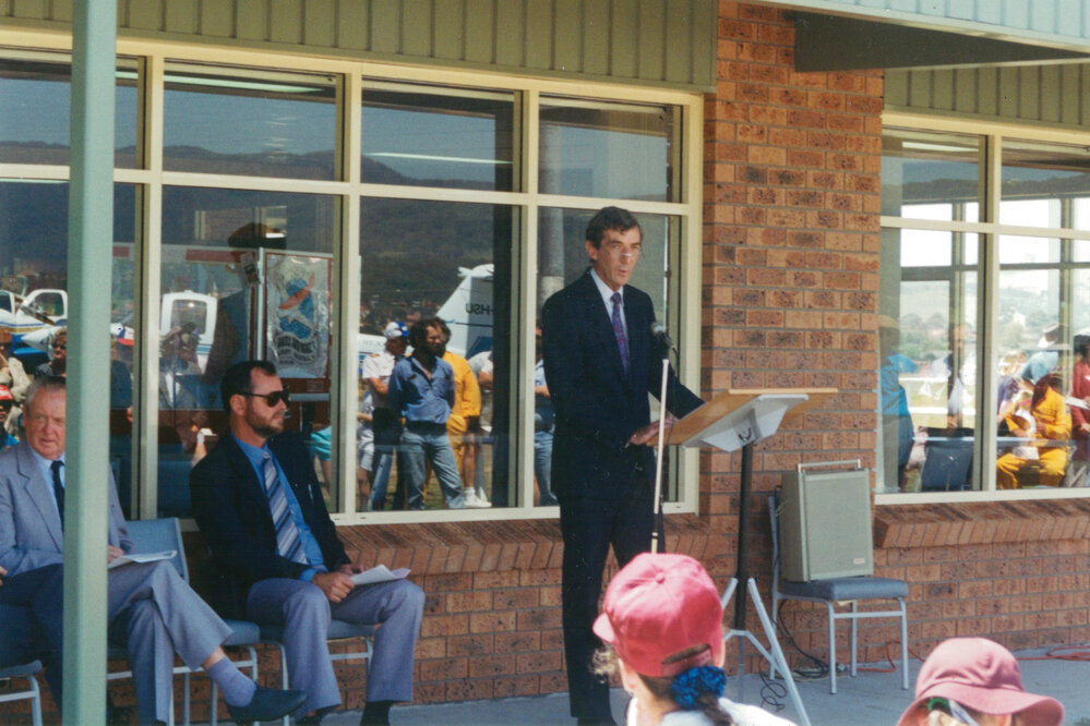 David Kelaher speaking at the opening the terminal building at Albion Park Aerodrome 1993