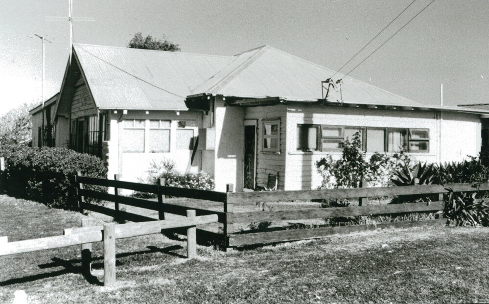Residence in Boollwarroo Road, Shellharbour 1986