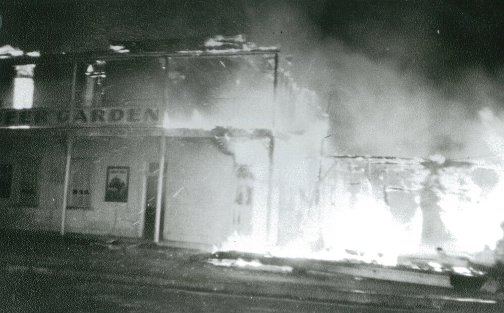 Albion Park Commercial Hotel fire