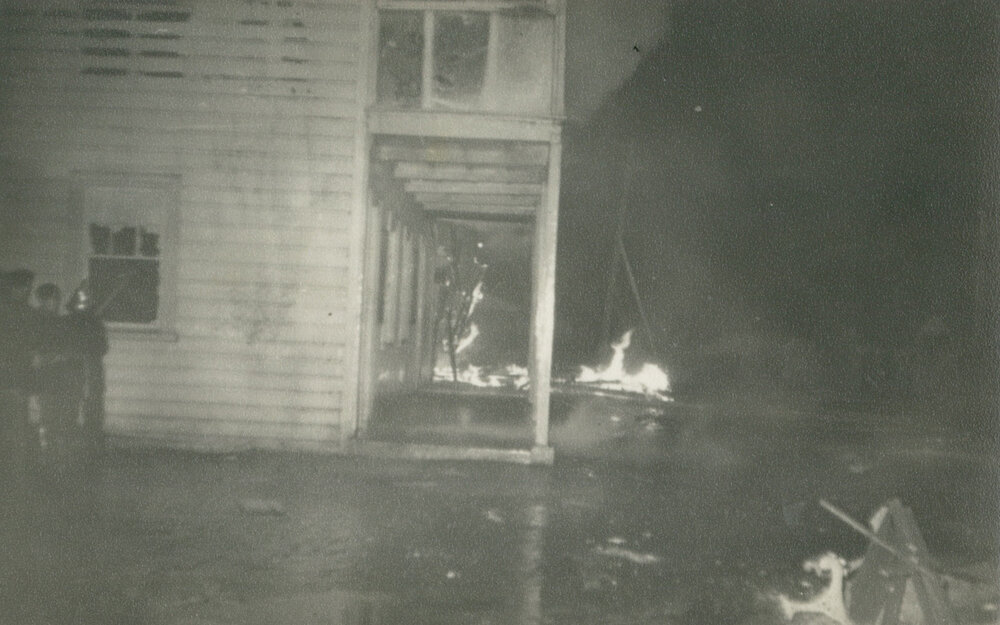 Albion Park Commercial Hotel fire