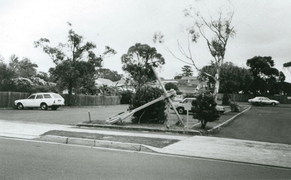 Anchor of the ship 'Rangoon', Shellharbour 1995