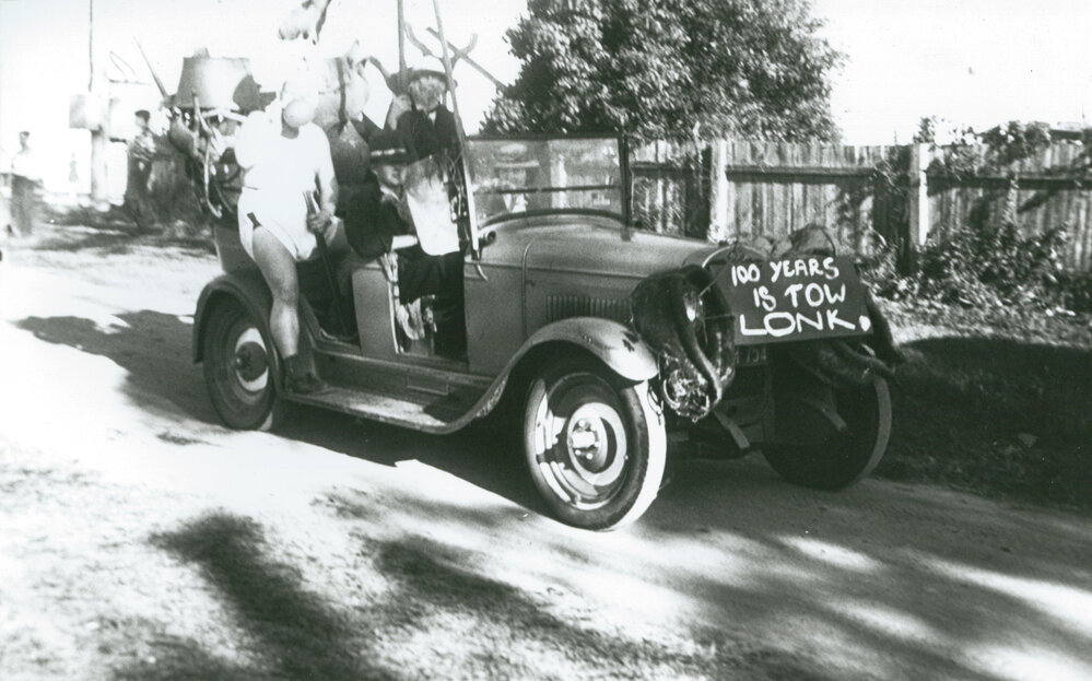 Old car in the 1959 Shellharbour Centenary Parade