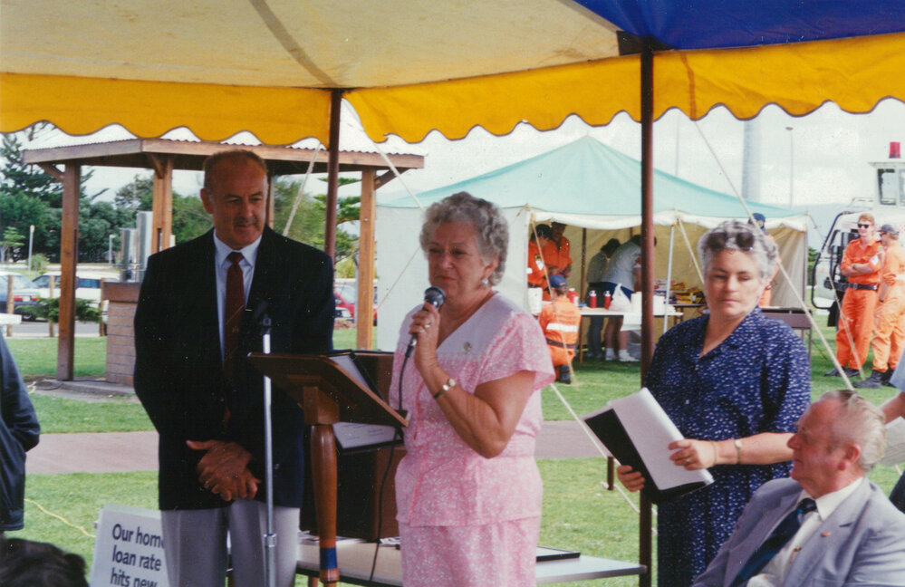 Audrey Michell accepting the Premier's Award 1993