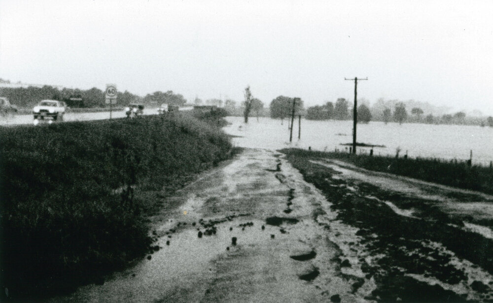 Macquarie Rivulet in flood 1984