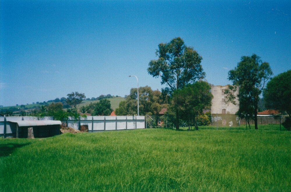The silo at 'Yovelton', Albion Park Rail