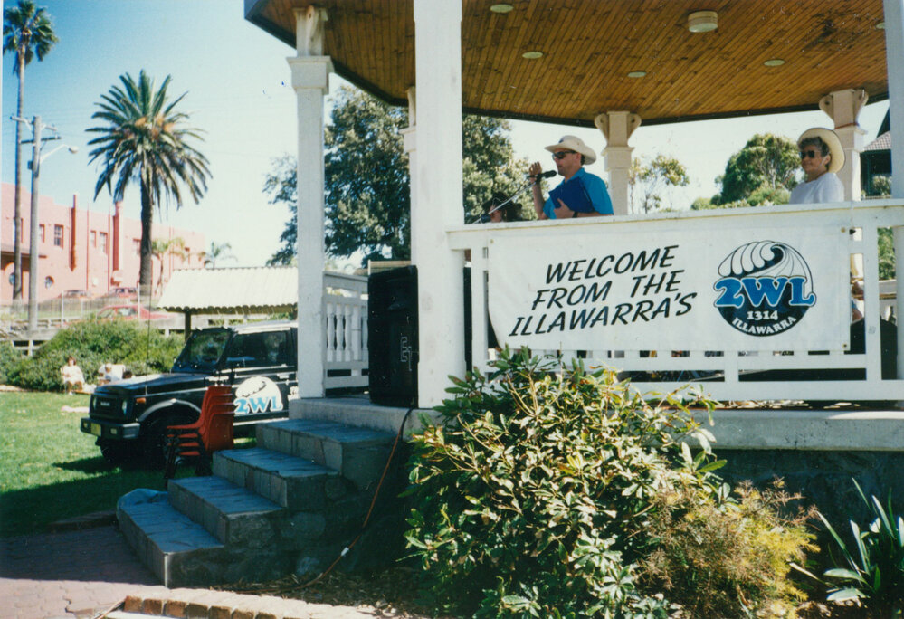 Entertainment in the rotunda at Shellharbour 1992