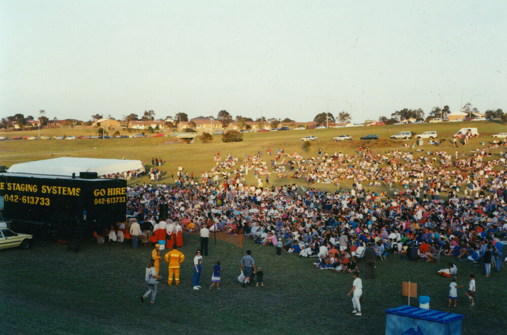 The crowd at Carols by Candlelight, Shellharbour Square 1994