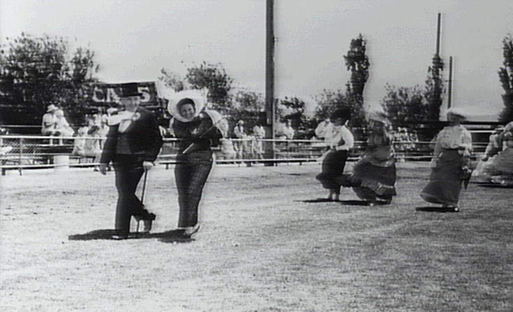 Pres Geoff &amp; Bev Downes in the 1988 Albion Park Show Centenary Parade