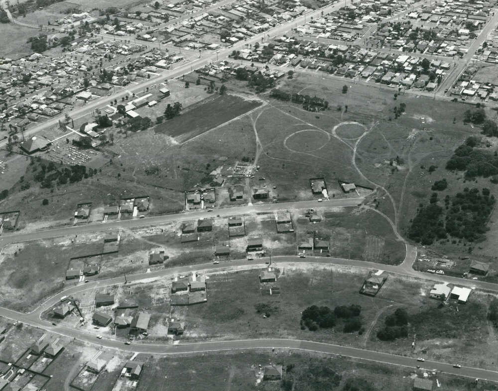 Regal Heights, Albion Park 1980