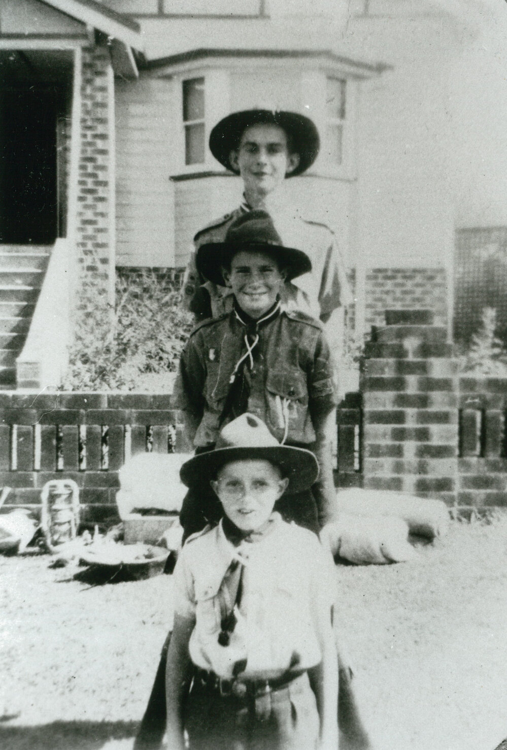 John Sydney Dorl (Windang), R Dorin (Wollongong), N Grimbury (Wollongong)