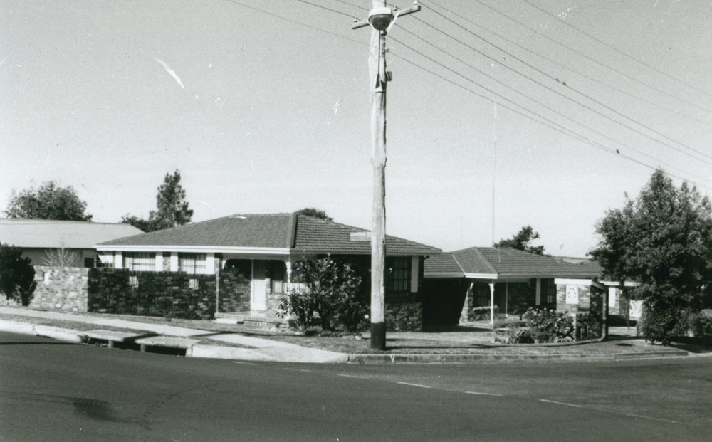 Townhouses on the corner of Addison &amp; Sophia Streets, Shellharbour 1986