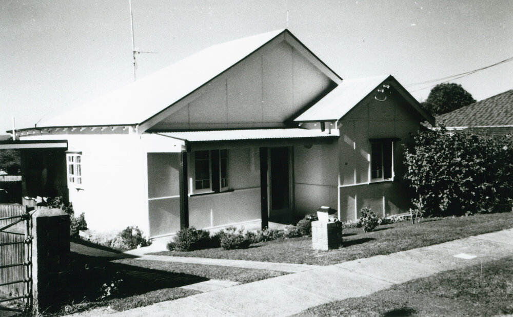 The Synott residence at Shellharbour 1995