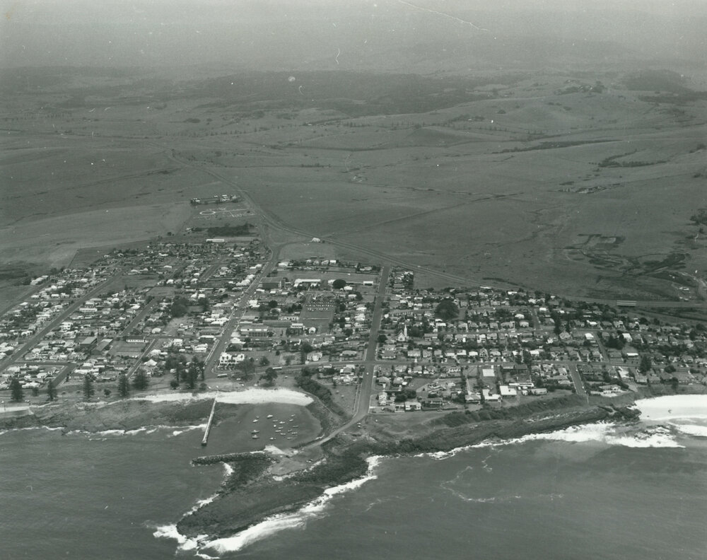 Shellharbour Village