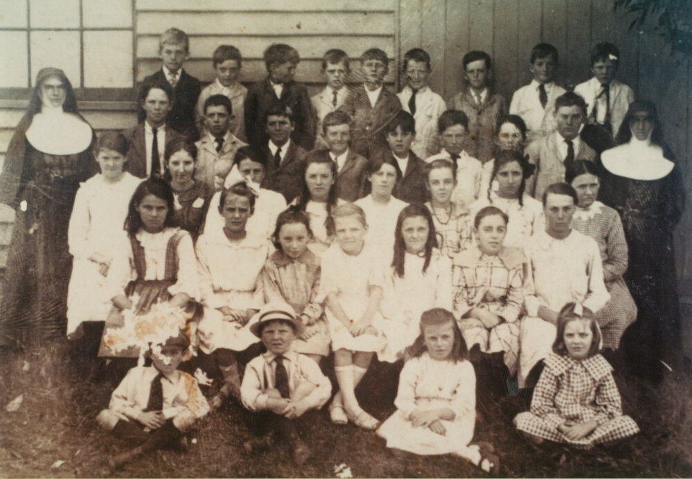 Pupils of St Paul's (St Joseph's 1925) Catholic School, Albion Park 1920