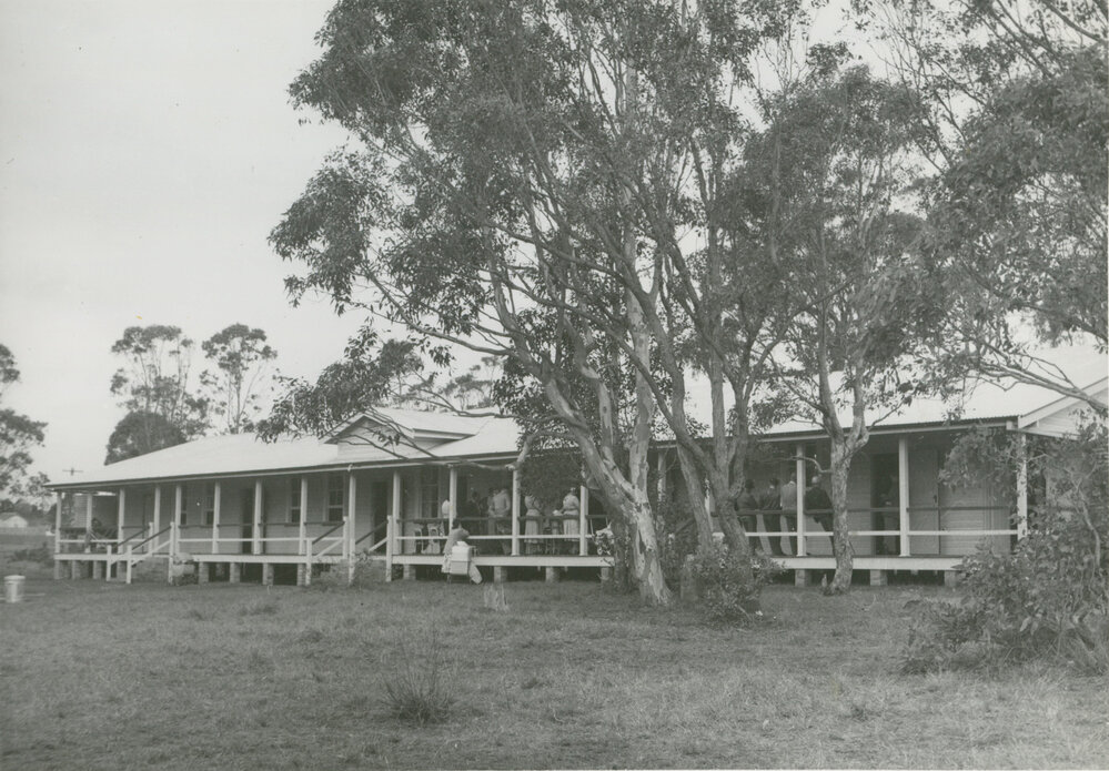 Oak Flats Primary School opening 1952