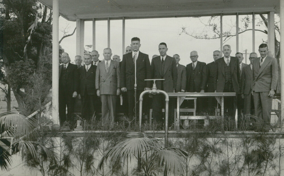 Official opening of the water supply to Albion Park and Oak Flats by the Minister for Local Government, J. B. Renshaw