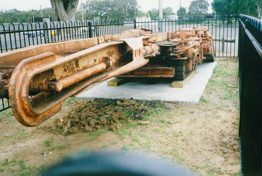 Tongarra Mine coal loading machine 'Joy'