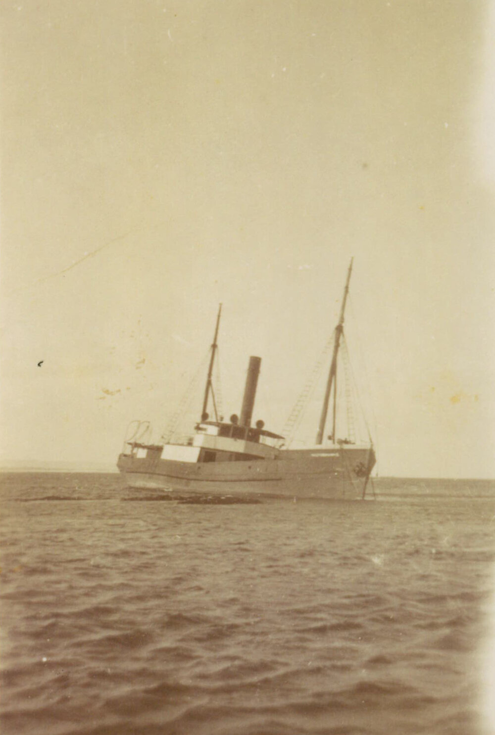 The 'Kiltobranks' wreck, Shellharbour 1924