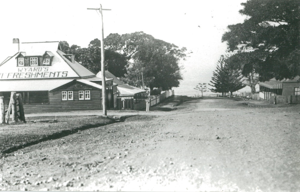 Wyard's Refreshment Shop, Shellharbour