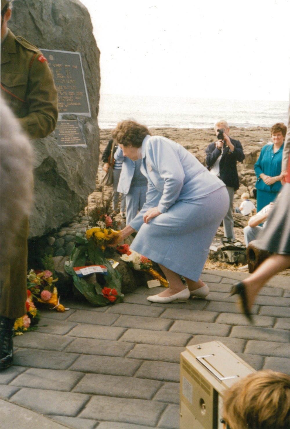 Laying wreaths at the Bass Point shipwreck memorial