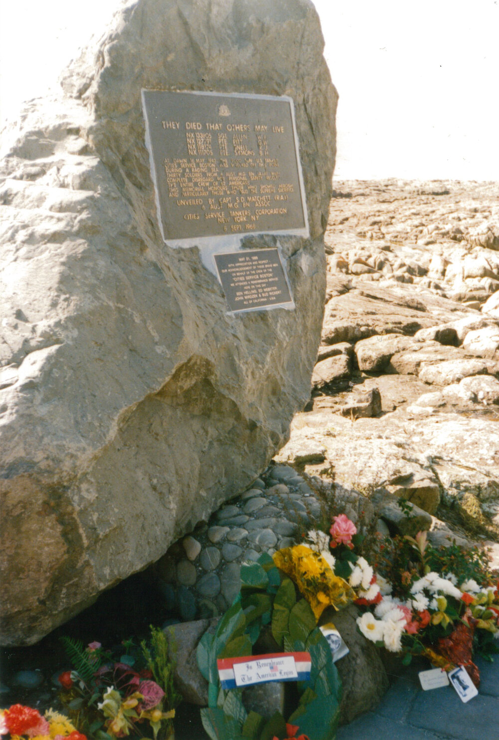 Memorial to the wreck of the 'Cities Service Boston', Bass Point