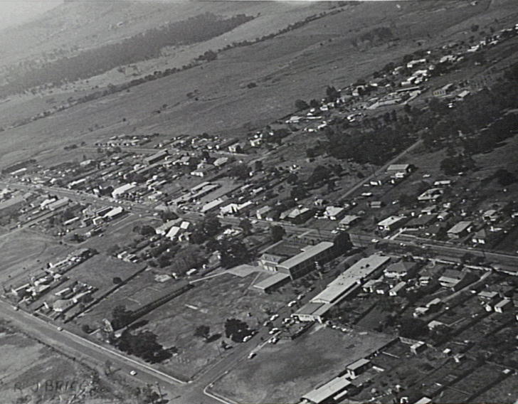 Albion Park township 1972