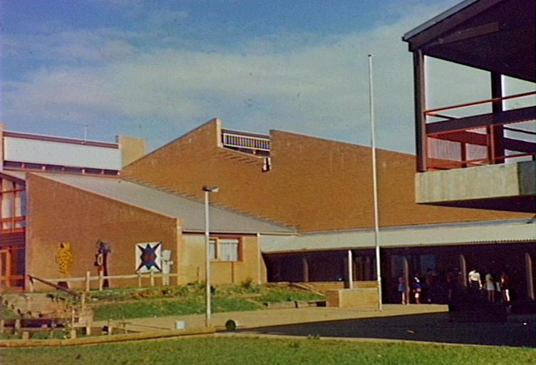 Barrack Heights Public School 1986