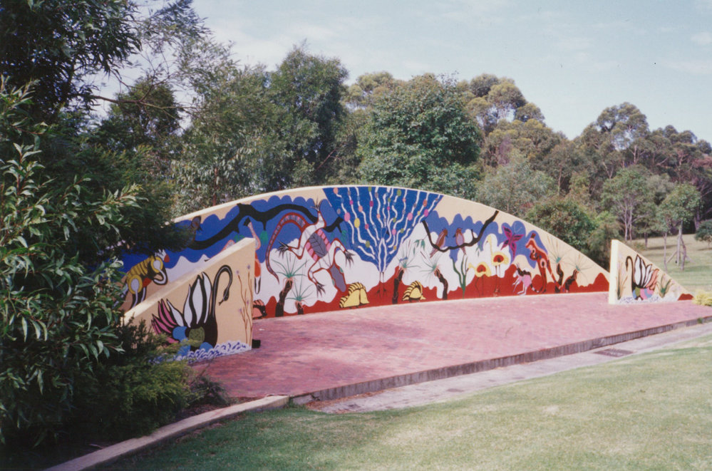 Dreamtime mural at the Blackbutt Amphitheatre