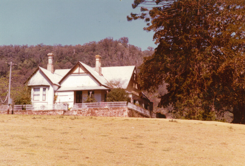 'Wairanga', Yellow Rock