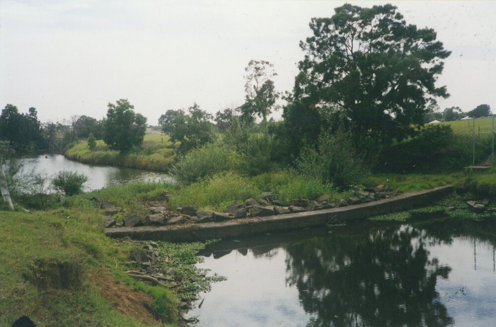 Macquarie Rivulet weir looking south