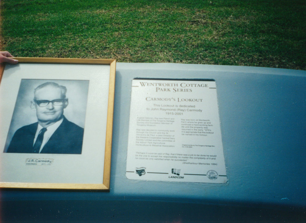 Plaque dedicated to Ray Carmody at Carmody's Lookout, Wentworth Cottage Park