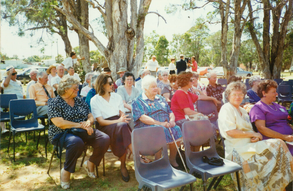 Crowd at Tongarra Museum for the opening of 'Australia remembers 1945-1995' exhibition