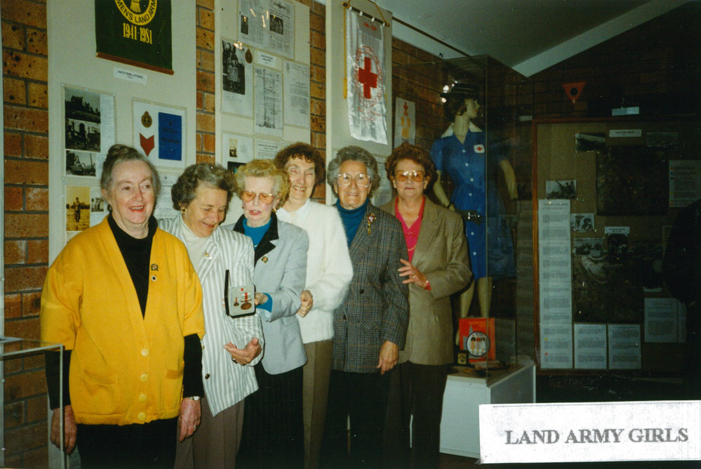 Women's Land Army Girls at Tongarra Museum 1995