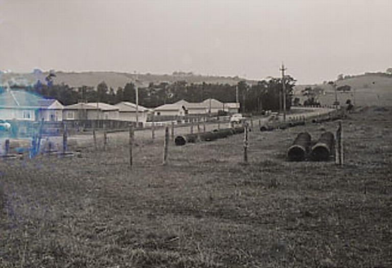 View south from Tongarra Rd/Princes Highway intersection