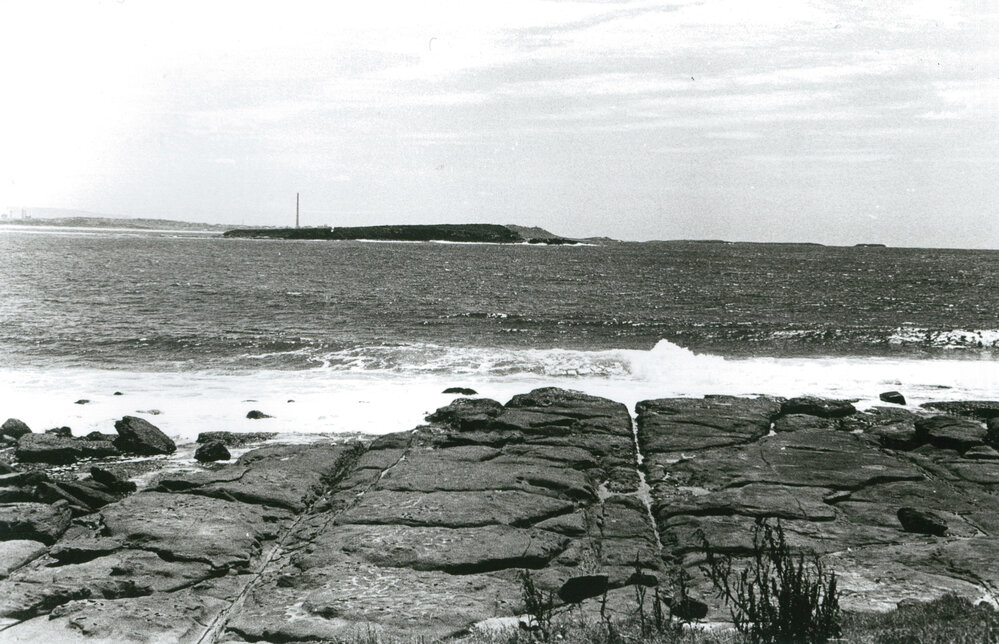 Warilla Beach &amp; Lake Illawarra Entrance about 1985