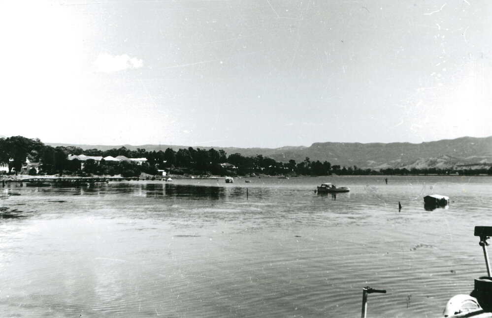 Burroo Bay, Oak Flats