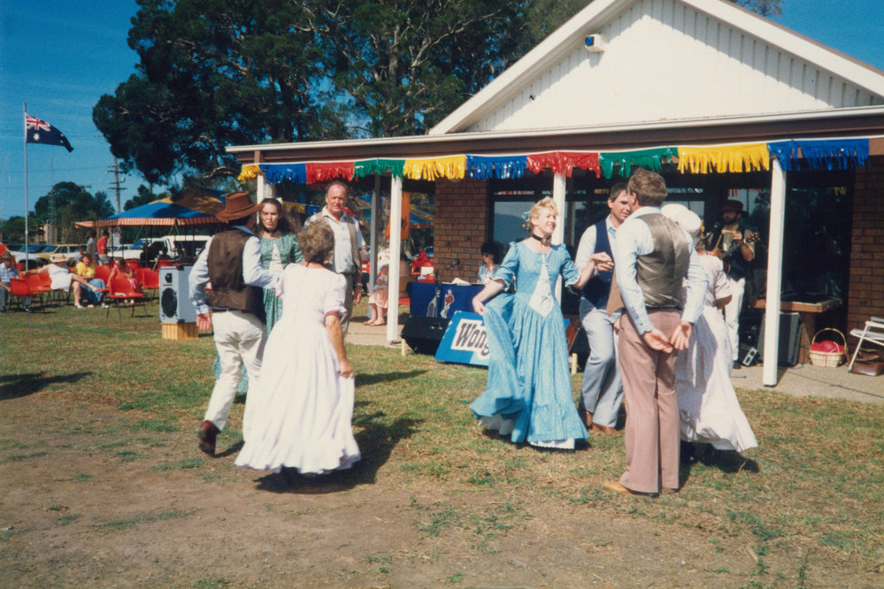 Wongawilli Bush Band at the Opening of Tongarra Bicentennial Museum