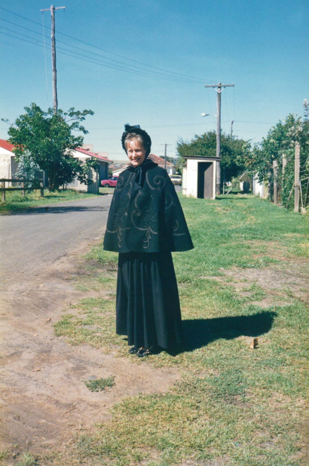 Evelyn Jolliffe in period costume during the opening of Tongarra Bicentennial Museum