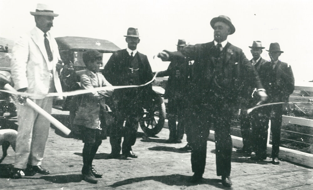 Opening of Boles Bridge, Albion Park