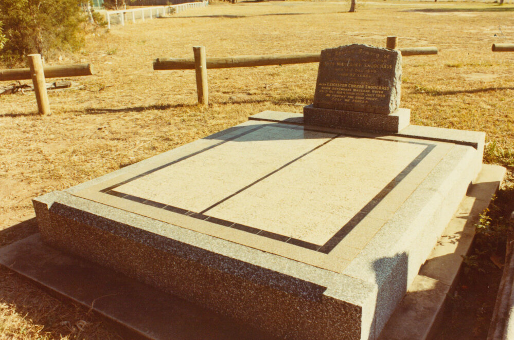 Snodgrass Family headstone, Albion Park Pioneer Cemetery