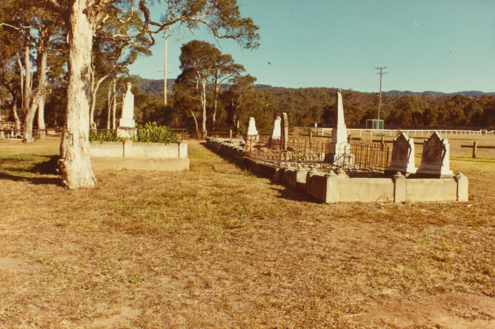 Albion Park Pioneer Cemetery