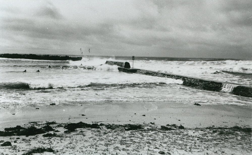 Rough seas at Shellharbour Harbour 1996