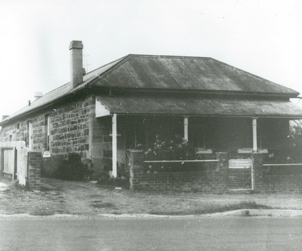 Woodbine' old courthouse &amp; jail, Shellharbour
