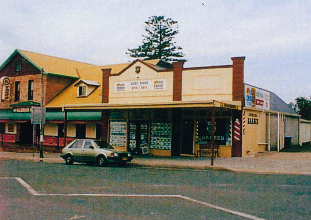 Shellharbour shops 2000