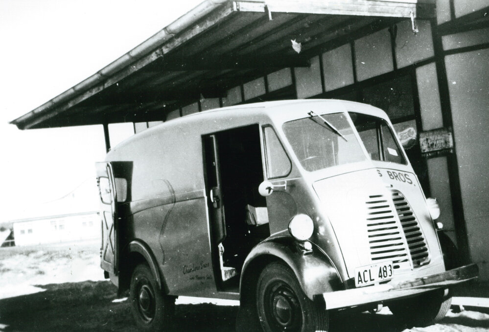 Chambers Bros Bakery delivery van