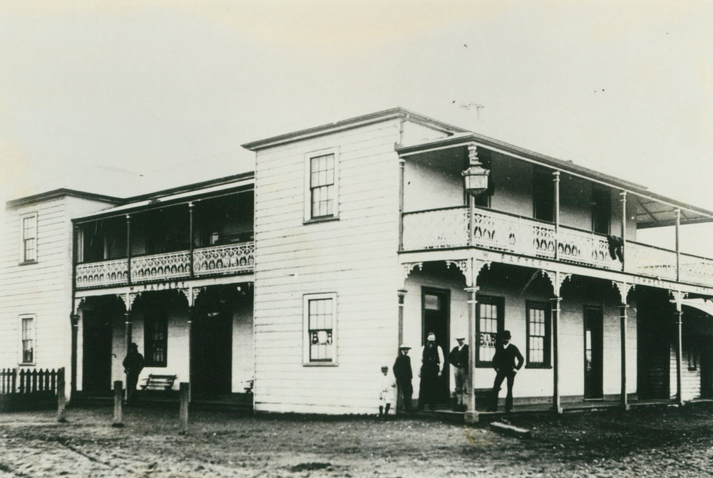 Commercial Hotel, Albion Park