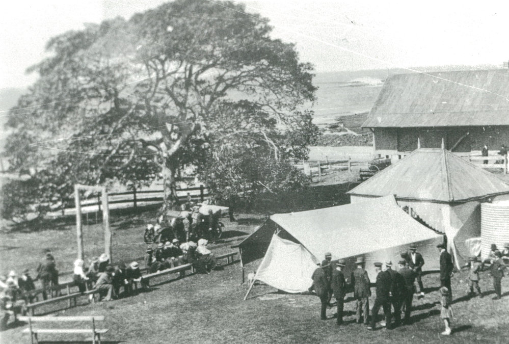 Picnic at Shellharbour in the 1920s