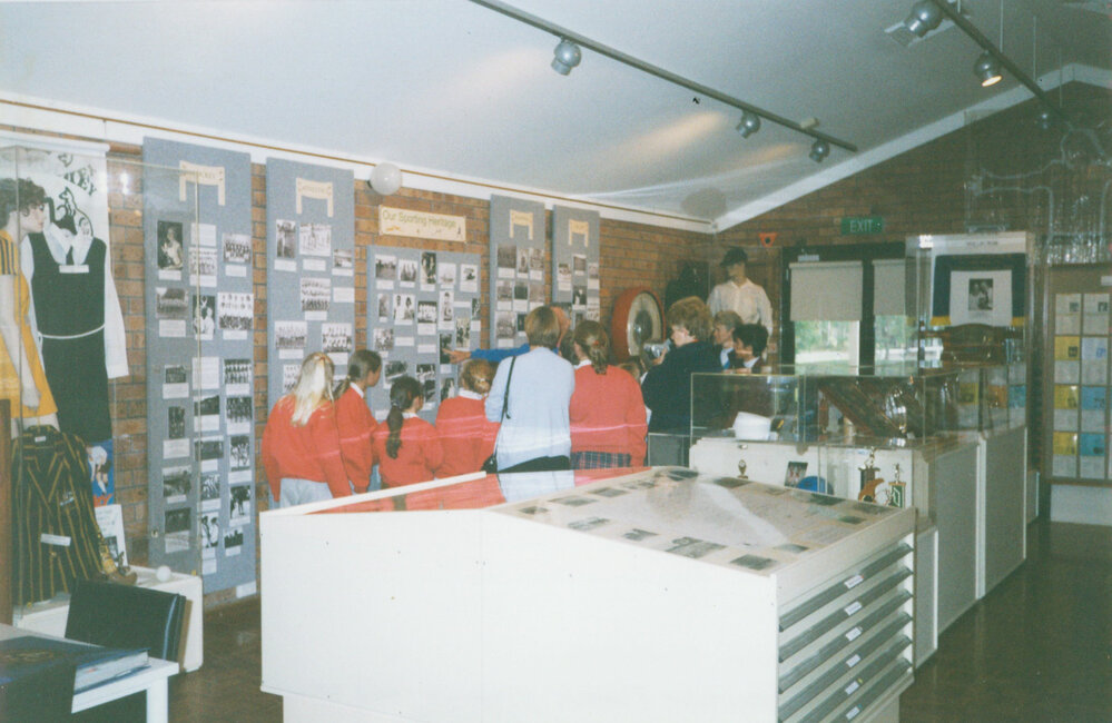 Illawarra Christian School Y4 group at Tongarra Museum